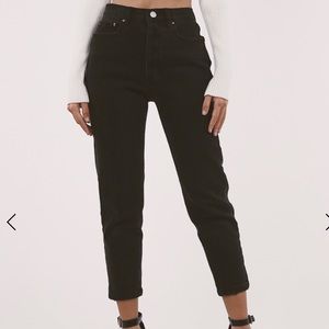 Black Mom Jeans NWOT